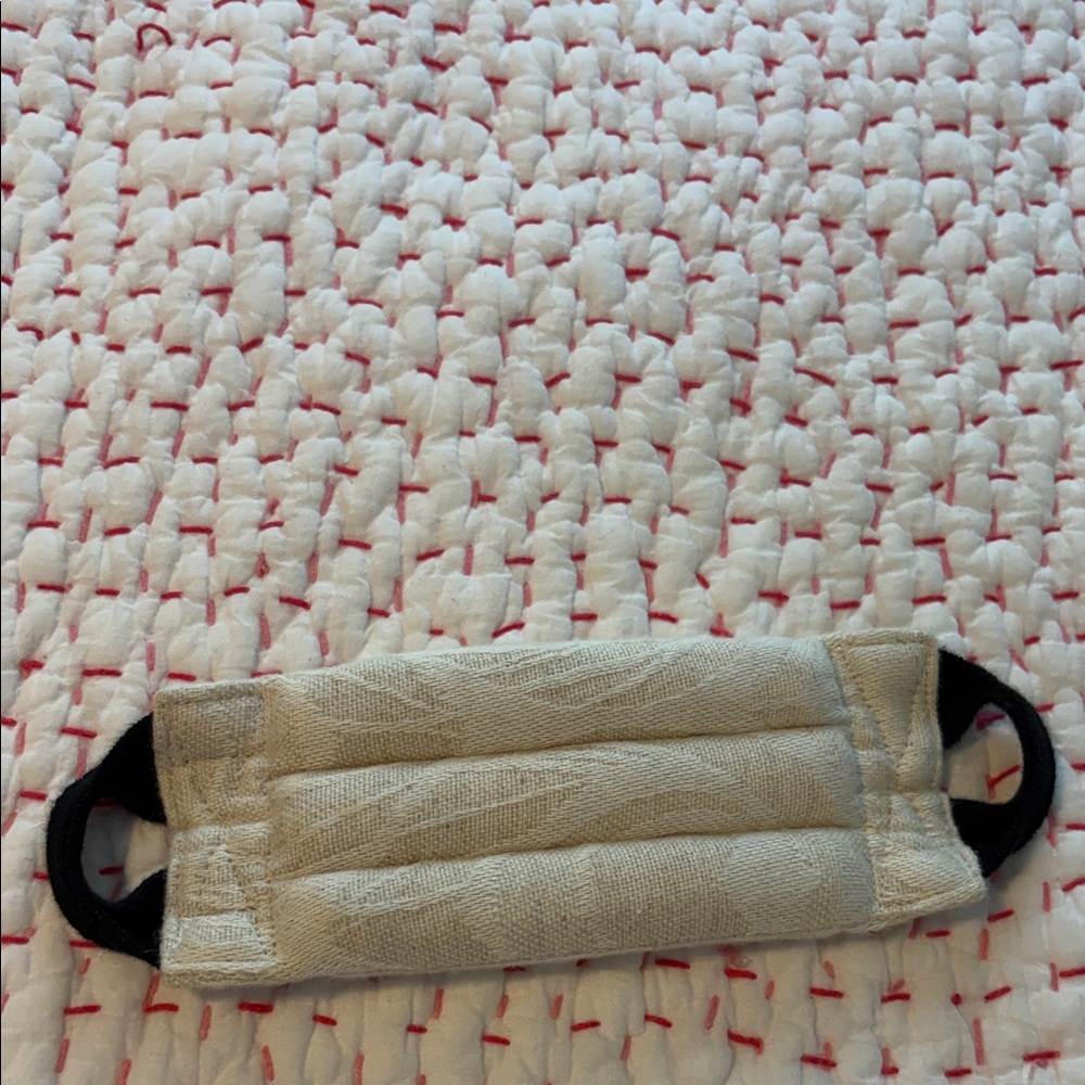 Facing out insert